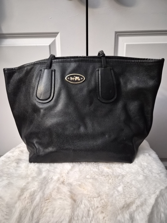 Coach Handbags - Coach Black Leather Tote Bag with Gold Logo